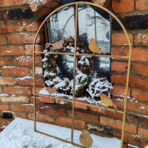 Декоративное окошко